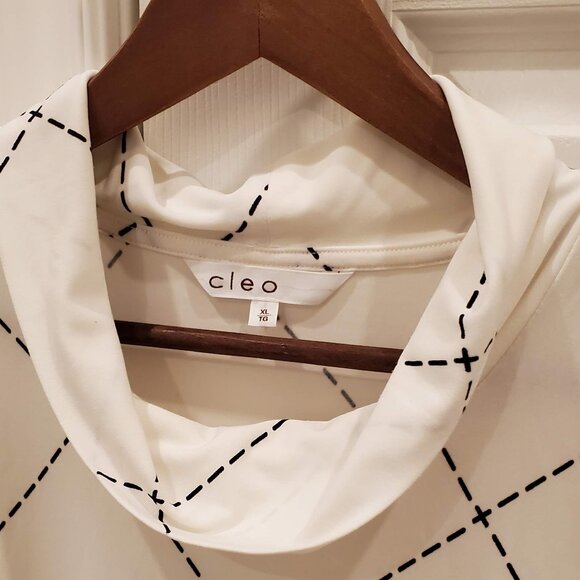 Long sleeve, mock neck cream top - Picture 4 of 4